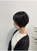 ショートボブ