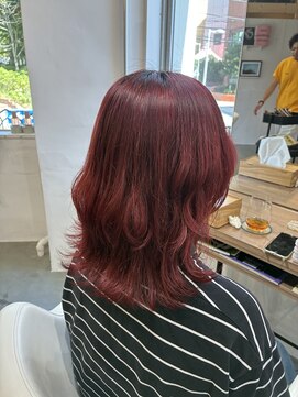 エン(En,) 鮮やかレッドカラー◎