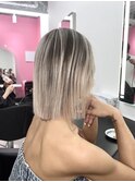 切りっぱなしボブバレイヤージュ