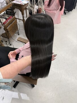 ハピネス 梅田茶屋町店(HAPPINESS) 韓国ヘア/レイヤーカット/暗髪/艶髪/髪質改善/ロングレイヤー