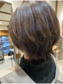 まとまりやすい大人レイヤーボブ