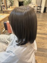 フーチー クーチー アマティー 豊中店(FUCHI KUCHI amati)&nbsp;@fuchi_kuchi.okada［豊中,髪質改善/暗髪/オリーブグレージュ］