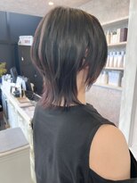 キャアリー(Caary)&nbsp;福山人気20代30代髪質改善ストレートウルフヘアインナーレッド