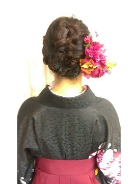 フェリシータ 緑地公園店(felicita) 編み込み×花飾り★卒業式袴スタイル