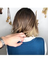 ウル(Ulu)&nbsp;ハイライト×バレイヤージュ×インナーカラー