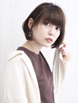ロア(lore) 【20代/30代/40代/50代に人気】前髪ありキレイめナチュラルボブ