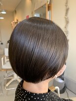 リト(Lit)&nbsp;【大人かわいい】ショートボブ　丸みボブ　艶