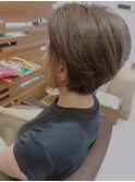 ショートボブ