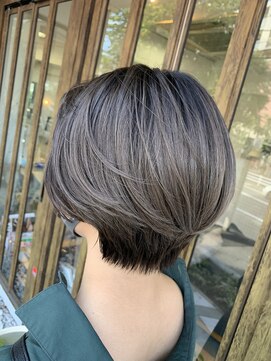 ヨハヘアガーデン(YOHA HAIR GARDEN) ◎ショートアッシュ