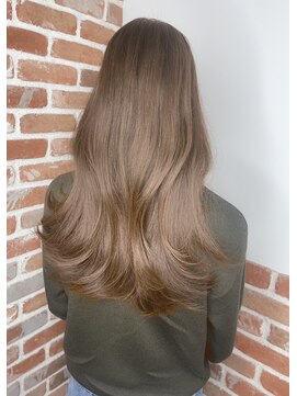 エニー 栄(Any) 艶感たっぷりオリーブベージュ