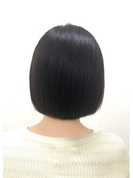 黄ぐまくん美容室 ミディアム　ボブ