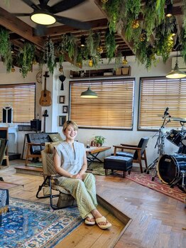 ヘアースタジオ レベル(hair studio LEVEL)の写真/ベテランスタイリストがマンツーマン施術◎サロンが苦手な方にも人気の隠れ家のような空間＊