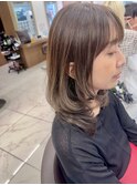 前髪ありミディアムレイヤー