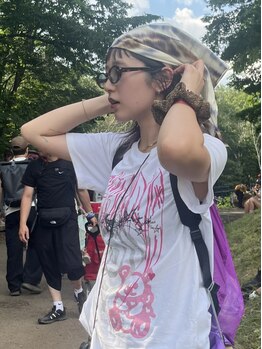メロウ(MELLOW)の写真/「ナチュラルの中に、さりげないエッジを。」―20代支持率No.1スタイリスト niina