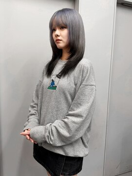 ヴァーディ オモテサンドウ(Vardy omotesando) roots/ルーツカラー デザインカラー 表参道ハイトーン