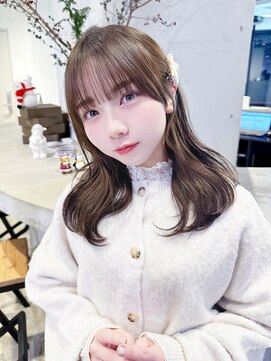 アルバム 池袋(ALBUM) 似合わせカットフェミニンロングマロンベージュ_F60512