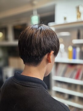 ヴィザヴィ 本蓮沼店(vis a vis) ストレートパーマ+刈り上げマッシュ