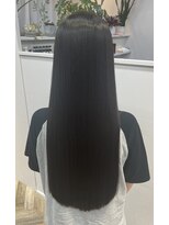 マル 日立(maru.)&nbsp;プレミアム縮毛矯正×スペシャルデトックスで叶う極上艶髪ロング