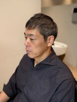 エムエイチザバーバー 本町(MH THE BARBER) 大人のグレイヘア【北浜・淀屋橋】