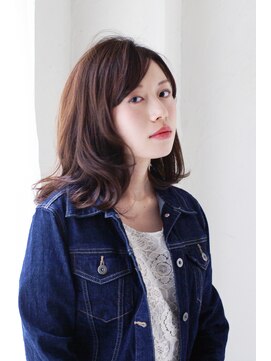 ヴィータギョランザカ(vita gyoranzaka) 美シルエット☆無造作ウェーブ【vi-ta】