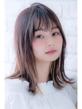 ヘアーアートシフォン 池袋西口店(Hair art chiffon) 外ハネくびれヘアロングストカール大人ガーリーカーキアッシュ