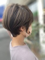 ヘアーエポック(hair epoque)&nbsp;20代30代大人可愛いアッシュベージュくびれボブ耳掛け透明感