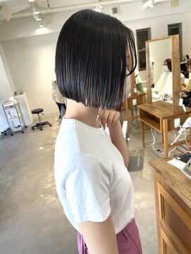 リタ(LITA) 【LITA】ぷつっとミニボブ×ダークグレージュ　◇奥村