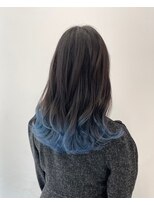 イース バイ アンブルリュクス 北千住(Ease by amble luxe)&nbsp;ネイビーブルーグラデーション