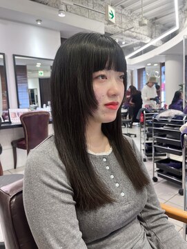 ボヌール オオサカ(Bonheur OSAKA) ぱつんと黒髪×顔まわりウルフレイヤー