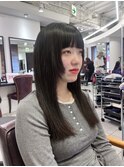 ぱつんと黒髪×顔まわりウルフレイヤー