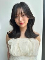 ユーフォリア 渋谷グランデ(Euphoria SHIBUYA GRANDE)&nbsp;外ハネミディアム 韓国ヘア  アッシュグレー レイヤーカット