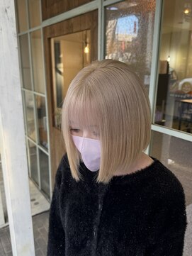 ラウブロッサム 大宮西口店(Lau Blossom) ミルクティーベージュ+ミニボブ