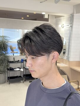 メレ 仙台(Mele) センターパート/ニュアンスパーマ/フェザーパーマ/メンズカット