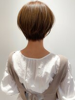 ヴィヴィ(VIVIE)&nbsp;ココアベージュオリーブグレーラベンダーアッシュ小顔ショート