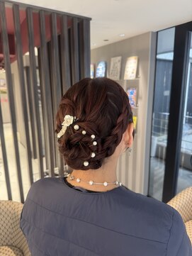 アース エレガンス 吉祥寺店(EARTH Elegance) 後ろ姿まで美しいお呼ばれアップ