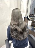 透明感たっぷり上品なトーンの透けるグレージュ