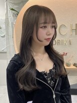 ハチ(HACHI)&nbsp;ワンカラーで発色するオリーブカラー