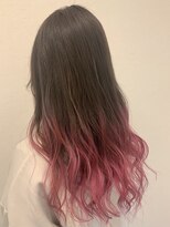 ブリリオ ヘアーアンドスパ(Brillio hair&spa) グラデーションカラー×ピンク