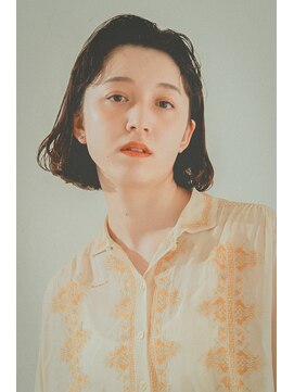 レジュアル(RESSUAL) ボブショート カーキベージュ　フレンチカジュアル