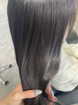 リーオオサカ(Lee Osaka) 透明感ブラウン×東芽生