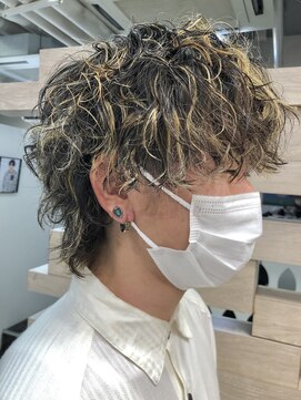 テテ(TETE) ウルフ/パーマ/ハイライト