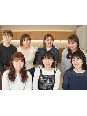 自分らしい「女性らしさ」をカタチに。気軽に相談できる女性スタイリスト&男性スタイリストも。