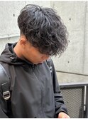 スパイラルパーマ黒髪マッシュスペインカール刈り上げ