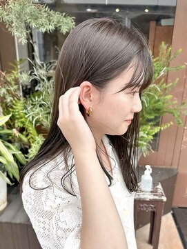 マッシュ アドベ 八戸ノ里(MASHU ADOBE) 春 夏にしたくなる 明るすぎないオリーブブラウン