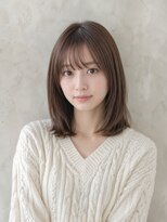 ソッカ(socca) 切りっぱなしミディアムボブ