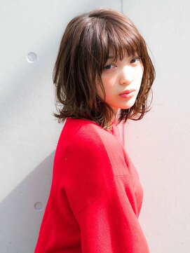 リリアン 青山(relian) ナチュラルベージュカラーで大人可愛い