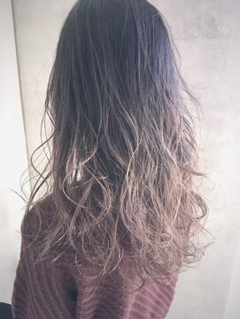 クロックレス (CLOCKLESS) ミルキーベージュ　×　ハイコントラスト＃CLOCKLESS伊勢崎