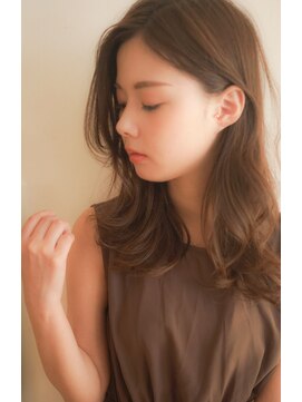 ミラレスカ 栄(MIRA RESCA) ミラレスカ栄 外国人風ナチュラルな切りっぱなしボブ byウラタニ