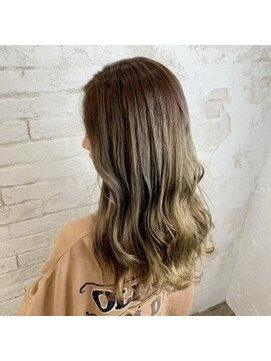 プライズ アイリス 池袋東口店(prize Iris) 大人かわいいベージュイルミナカラー池袋東口