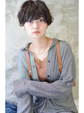 ロイジー(roijir) 【roijir 表参道】耳掛けショート×イメチェンショート